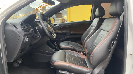 VOLKSWAGEN Saveiro 1.6 G6 CABINE DUPLA CROSS FLEX, Foto 11