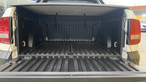 VOLKSWAGEN Saveiro 1.6 G6 CABINE DUPLA CROSS FLEX, Foto 14