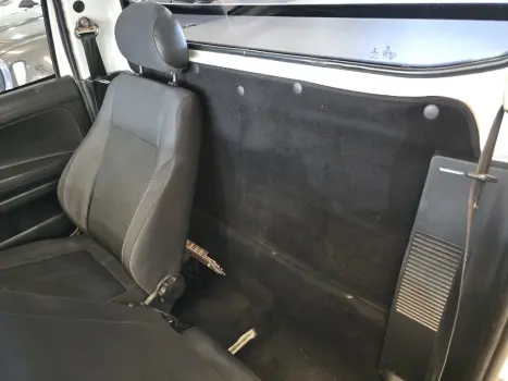 VOLKSWAGEN Saveiro 1.6 G7 CABINE SIMPLES ROBUST FLEX, Foto 13