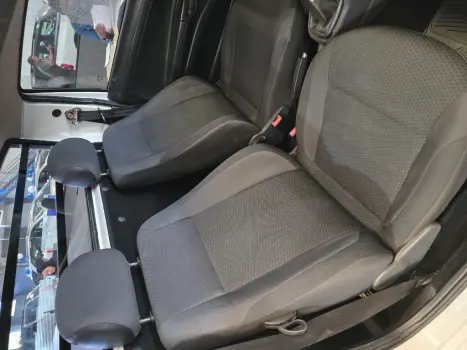 VOLKSWAGEN Saveiro 1.6 G7 CABINE SIMPLES ROBUST FLEX, Foto 15