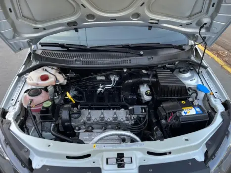 VOLKSWAGEN Saveiro 1.6 G7 ROBUST CABINE DUPLA FLEX, Foto 6