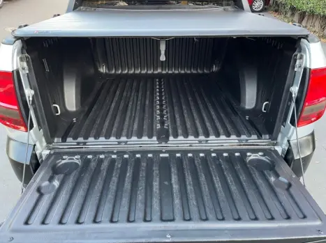 VOLKSWAGEN Saveiro 1.6 G7 ROBUST CABINE DUPLA FLEX, Foto 11