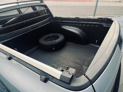VOLKSWAGEN Saveiro 1.6 G5 TREND CABINE ESTENDIDA FLEX, Foto 9