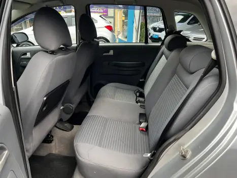 VOLKSWAGEN Space Fox 1.6 4P FLEX SPORTLINE, Foto 12