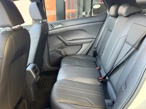 VOLKSWAGEN T-Cross 1.4 4P 250 TSI FLEX HIGHLINE AUTOMTICO, Foto 15