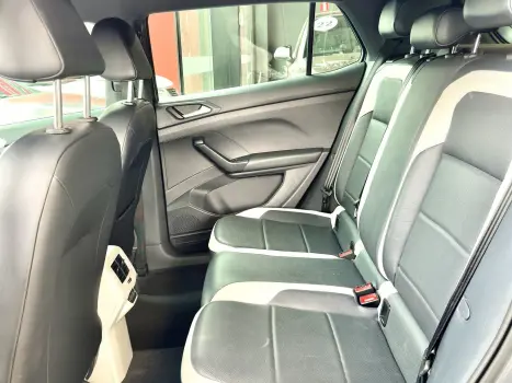 VOLKSWAGEN T-Cross 1.4 4P 250 TSI FLEX HIGHLINE AUTOMTICO, Foto 6