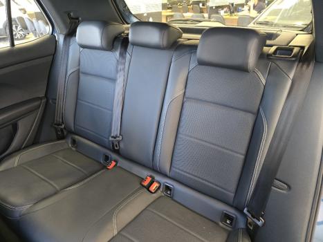 VOLKSWAGEN T-Cross 1.4 4P 250 TSI FLEX HIGHLINE AUTOMTICO, Foto 17