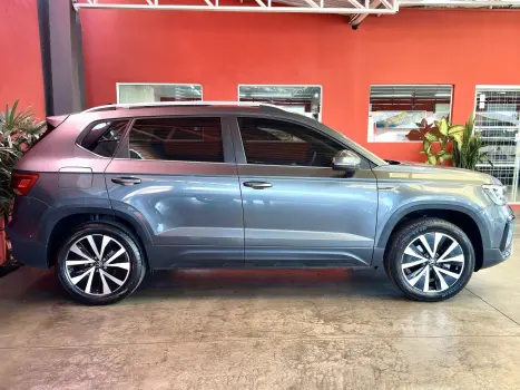 VOLKSWAGEN Taos 1.4 16V 4P FLEX 250 TSI HIGHLINE AUTOMTICO, Foto 20