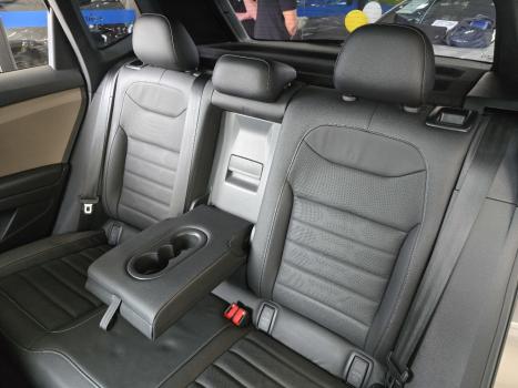 VOLKSWAGEN Taos 1.4 16V 4P FLEX 250 TSI HIGHLINE AUTOMTICO, Foto 17