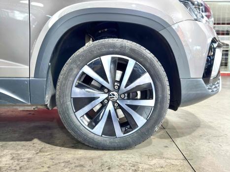 VOLKSWAGEN Taos 1.4 16V 4P FLEX 250 TSI HIGHLINE AUTOMTICO, Foto 3
