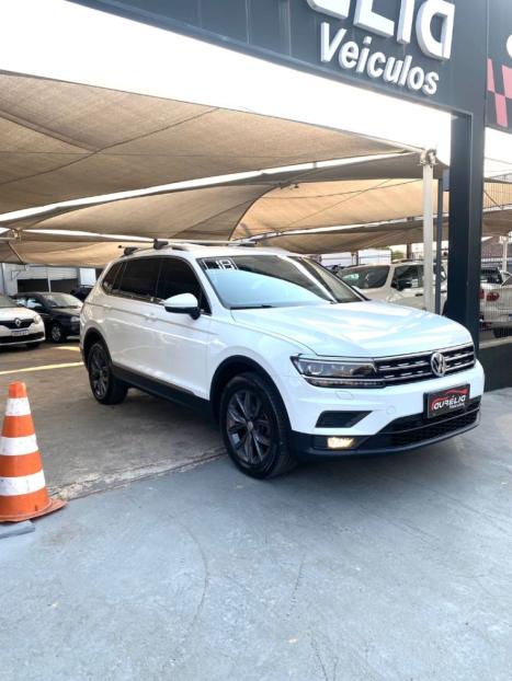 VOLKSWAGEN Tiguan 1.4 250 TSI TOTAL FLEX ALLSPACE COMFORTLINE TURBO AUTOMTICO TIPTRONIC, Foto 2