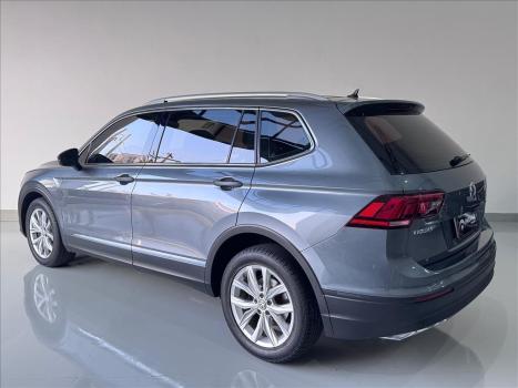 VOLKSWAGEN Tiguan 1.4 250 TSI TOTAL FLEX ALLSPACE COMFORTLINE TURBO AUTOMTICO TIPTRONIC, Foto 4