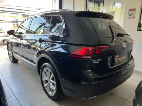 VOLKSWAGEN Tiguan 1.4 250 TSI TOTAL FLEX ALLSPACE TURBO AUTOMTICO TIPTRONIC, Foto 4