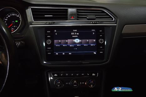 VOLKSWAGEN Tiguan 1.4 250 TSI TOTAL FLEX ALLSPACE COMFORTLINE TURBO AUTOMTICO TIPTRONIC, Foto 19