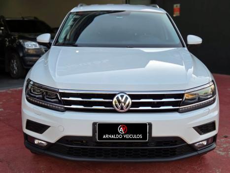 VOLKSWAGEN Tiguan 1.4 250 TSI TOTAL FLEX ALLSPACE COMFORTLINE TURBO AUTOMTICO TIPTRONIC, Foto 2