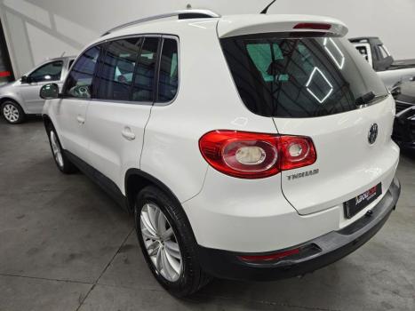 VOLKSWAGEN Tiguan 2.0 16V 4P TSI 4WD TURBO AUTOMTICO, Foto 2