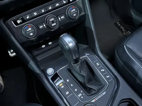 VOLKSWAGEN Tiguan 2.0 350 TSI TOTAL FLEX ALLSPACE R-LINE 4-MOTION TURBO AUTOMTICO DSG, Foto 13