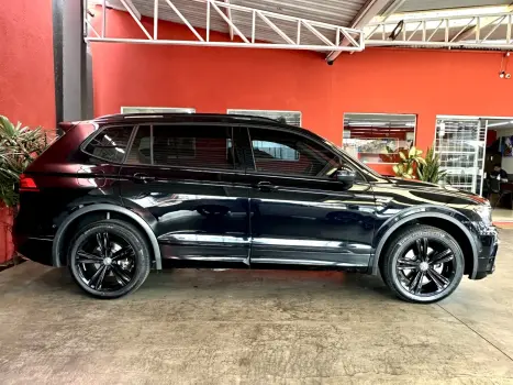 VOLKSWAGEN Tiguan 2.0 350 TSI TOTAL FLEX ALLSPACE R-LINE 4-MOTION TURBO AUTOMTICO DSG, Foto 21