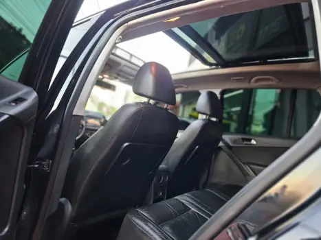 VOLKSWAGEN Tiguan 2.0 16V 4P TSI R-LINE TURBO AUTOMTICO TIPTRONIC, Foto 14