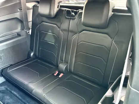 VOLKSWAGEN Tiguan 2.0 350 TSI TOTAL FLEX ALLSPACE R-LINE 4-MOTION TURBO AUTOMTICO DSG, Foto 19