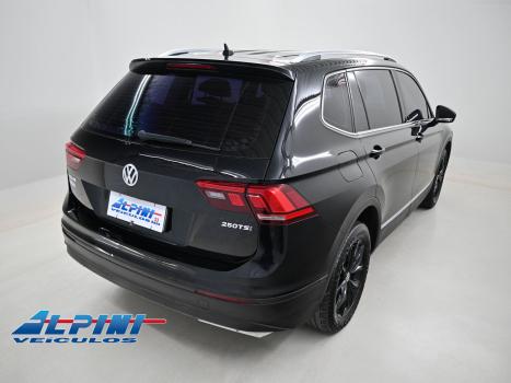 VOLKSWAGEN Tiguan , Foto 4