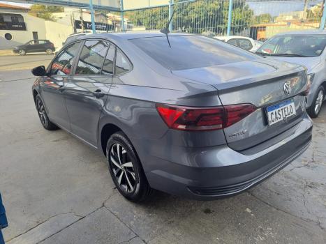 VOLKSWAGEN Virtus 1.0 4P 200 TSI FLEX COMFORTLINE AUTOMTICO, Foto 4