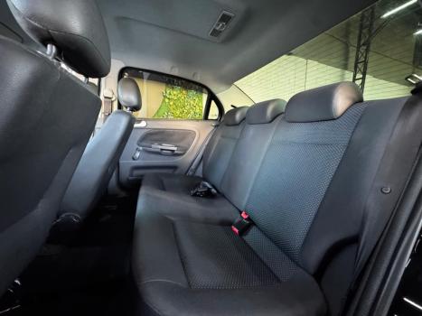 VOLKSWAGEN Voyage 1.6 4P FLEX, Foto 10