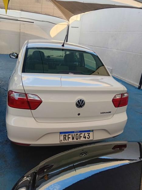 VOLKSWAGEN Voyage 1.6 4P FLEX, Foto 8