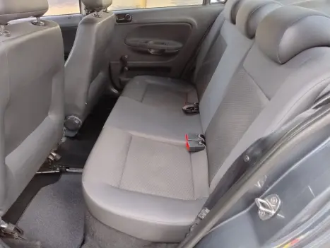 VOLKSWAGEN Voyage 1.6 4P FLEX MSI, Foto 10