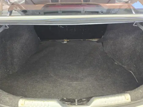 VOLKSWAGEN Voyage 1.6 4P COMFORTLINE FLEX, Foto 16