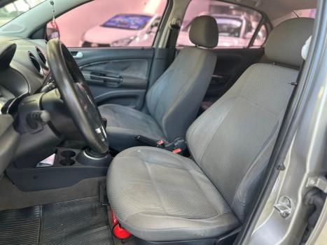 VOLKSWAGEN Voyage 1.6 4P FLEX, Foto 6