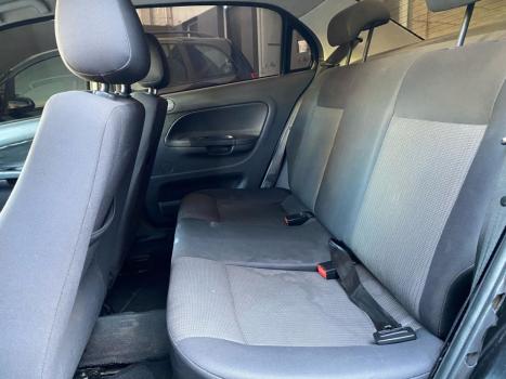 VOLKSWAGEN Voyage 1.6 4P FLEX, Foto 6