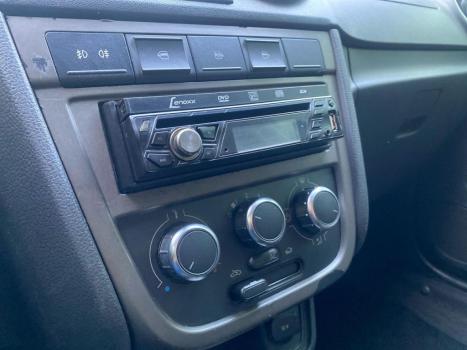 VOLKSWAGEN Voyage 1.6 4P TREND FLEX, Foto 10