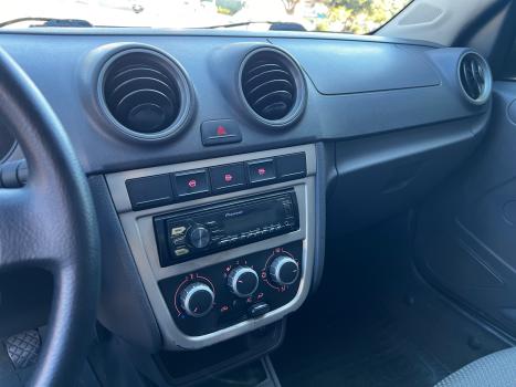 VOLKSWAGEN Voyage 1.0 4P FLEX, Foto 19