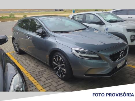 VOLVO V40 , Foto 2