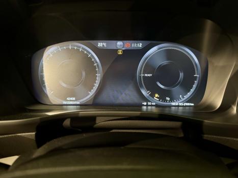 VOLVO XC40 1.5 16V 4P T5 RECHARGE HBRIDO INSCRIPTION GEARTRONIC AUTOMTICO, Foto 4