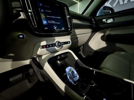 VOLVO XC40 1.5 16V 4P T5 RECHARGE HBRIDO INSCRIPTION GEARTRONIC AUTOMTICO, Foto 17