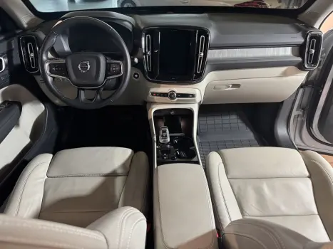 VOLVO XC40 1.5 16V 4P T5 RECHARGE HBRIDO INSCRIPTION GEARTRONIC AUTOMTICO, Foto 12