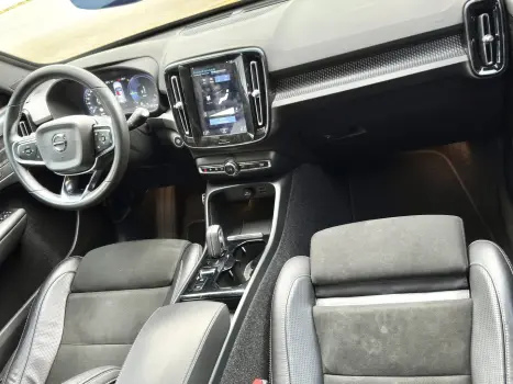 VOLVO XC40 1.5 16V 4P T5 RECHARGE HBRIDO INSCRIPTION GEARTRONIC AUTOMTICO, Foto 13