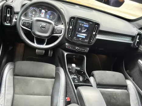 VOLVO XC40 1.5 16V 4P T5 RECHARGE HBRIDO INSCRIPTION GEARTRONIC AUTOMTICO, Foto 15