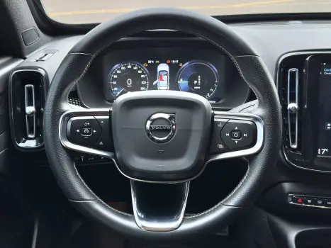 VOLVO XC40 1.5 16V 4P T5 RECHARGE HBRIDO INSCRIPTION GEARTRONIC AUTOMTICO, Foto 20