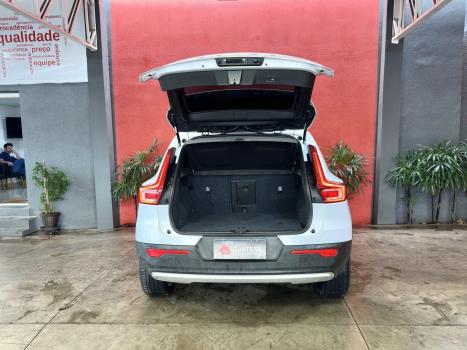 VOLVO XC40 2.0 16V 4P T5 TURBO MOMENTUM AWD GEARTRONIC AUTOMTICO, Foto 22