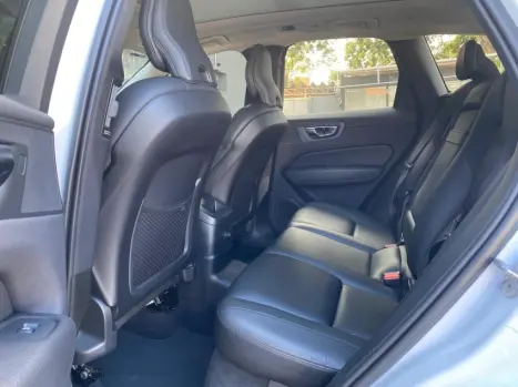 VOLVO XC60 2.0 16V 4P T8 HYBRID MOMENTUM AWD GEARTRONIC AUTOMTICO, Foto 15