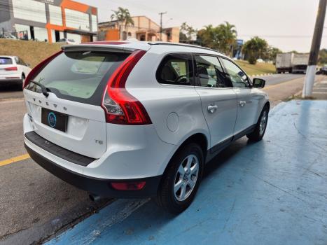 VOLVO XC60 2.0 4P COMFORT T5 TURBO AUTOMTICO, Foto 4