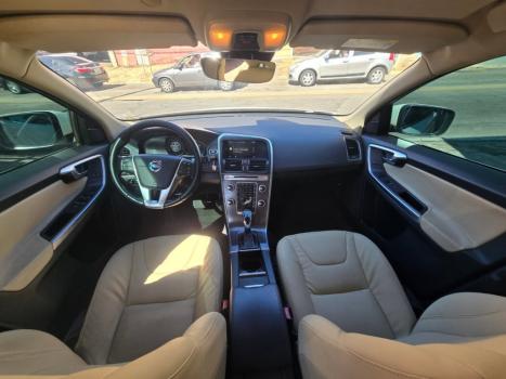 VOLVO XC60 2.0 4P COMFORT T5 TURBO AUTOMTICO, Foto 2