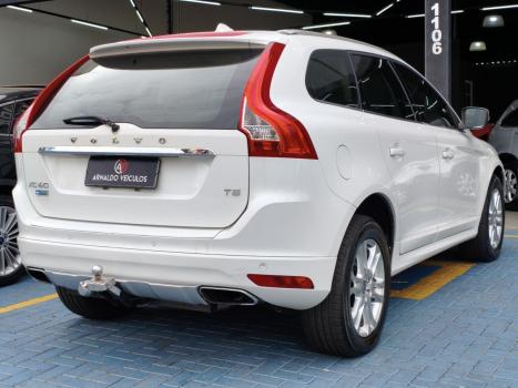 VOLVO XC60 2.0 4P DYNAMIC T5 TURBO AUTOMTICO, Foto 4