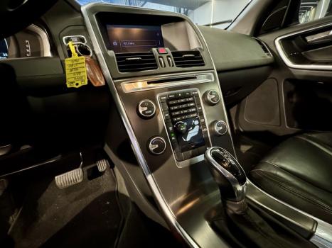 VOLVO XC60 2.0 4P DYNAMIC T5 TURBO AUTOMTICO, Foto 5