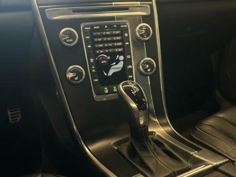 VOLVO XC60 2.0 4P T6 R DESIGN TURBO AUTOMTICO, Foto 9