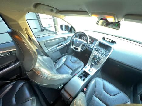 VOLVO XC60 3.0 4P CONFORT AWD TURBO AUTOMTICO, Foto 12