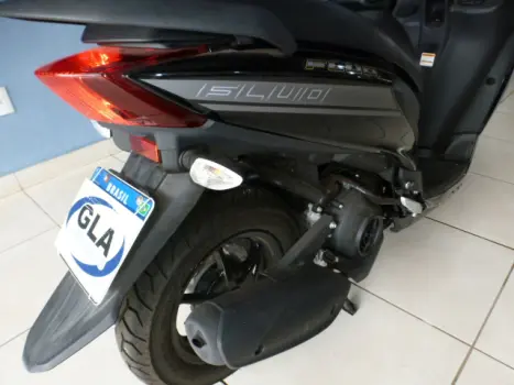 YAMAHA Fluo 125 ABS, Foto 8